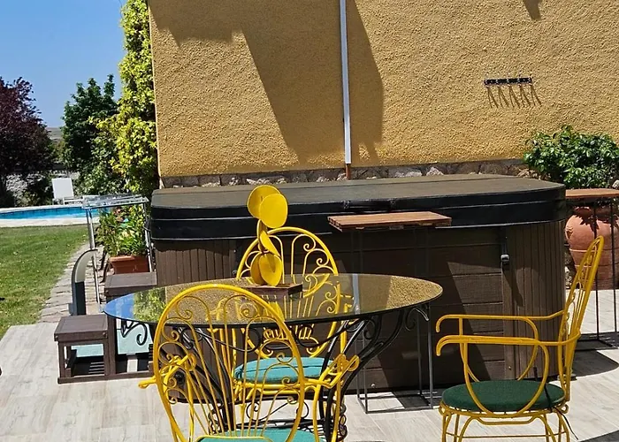 Prana Βίλα Ávila